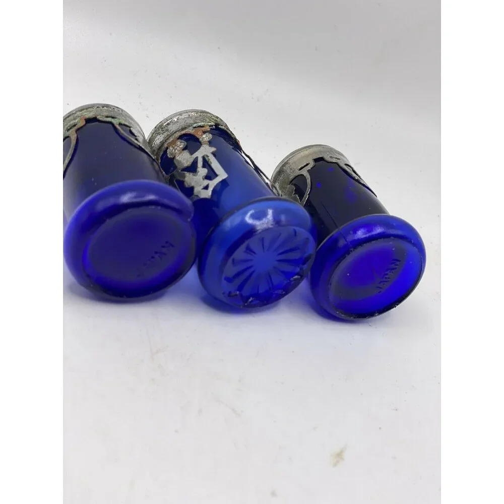 Vintage Cobalt Blue Glass‎ Salt & Pepper Shakers With Metal Lids Japan